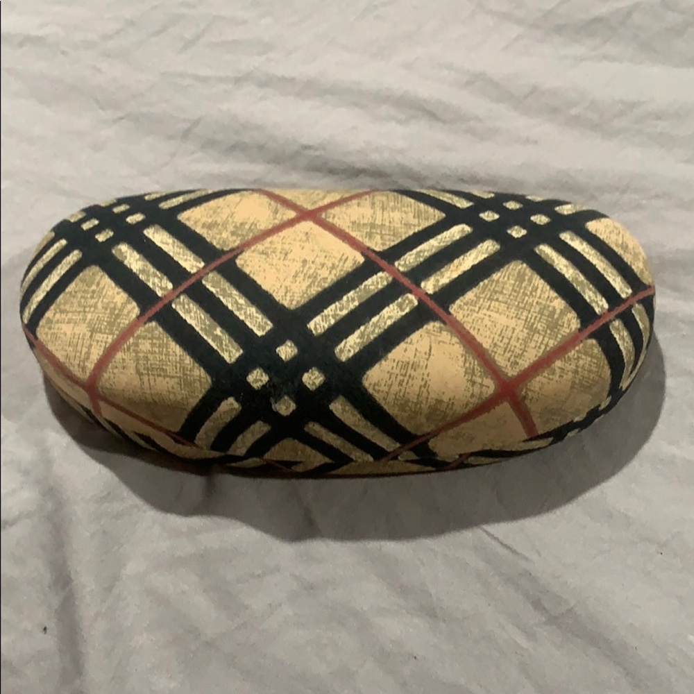 Vintage Burberry Sun Glass Case!